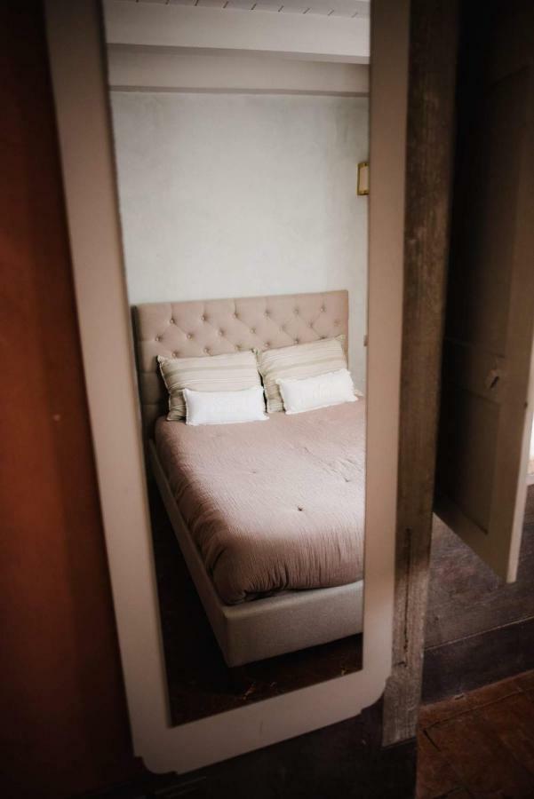 Regina Teodolinda Suites Laglio Esterno foto